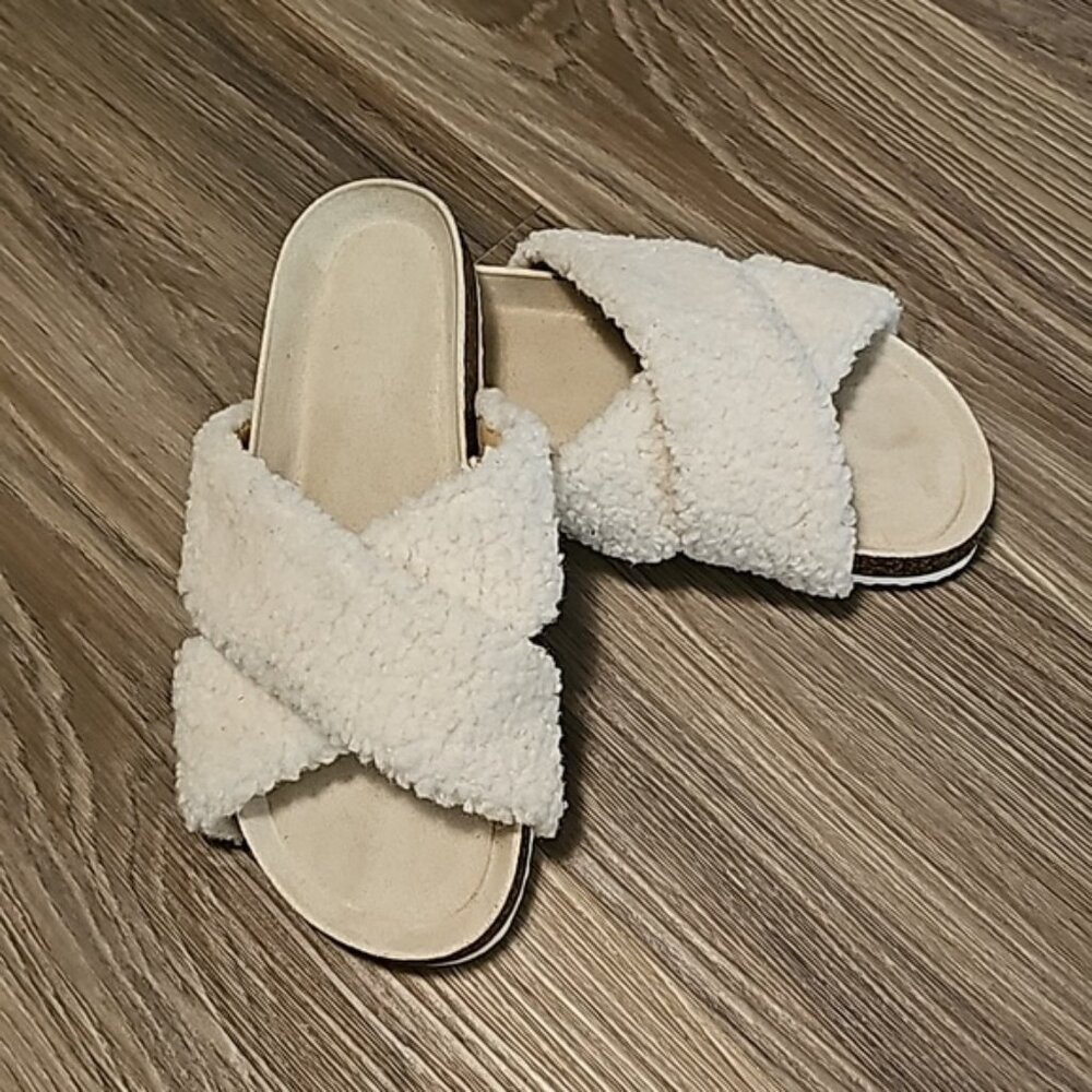 REITMANS Fleece Cross Over Slides